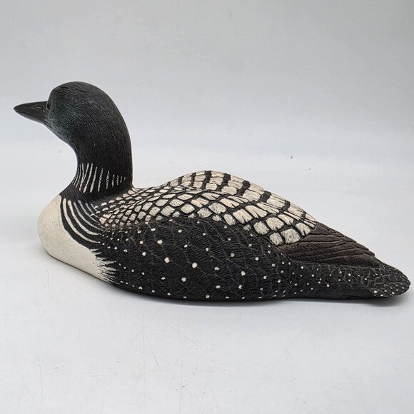 Handcrafted Common Loon Wildlife Figure Detailing Jennings Decoys 10" - Picture 7 of 10